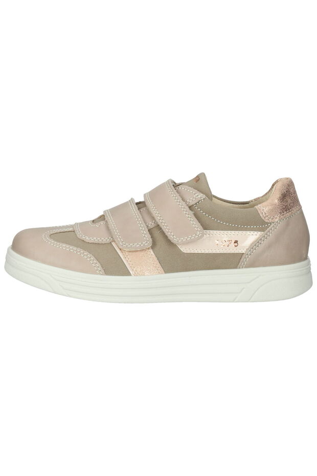 Sneaker - 2