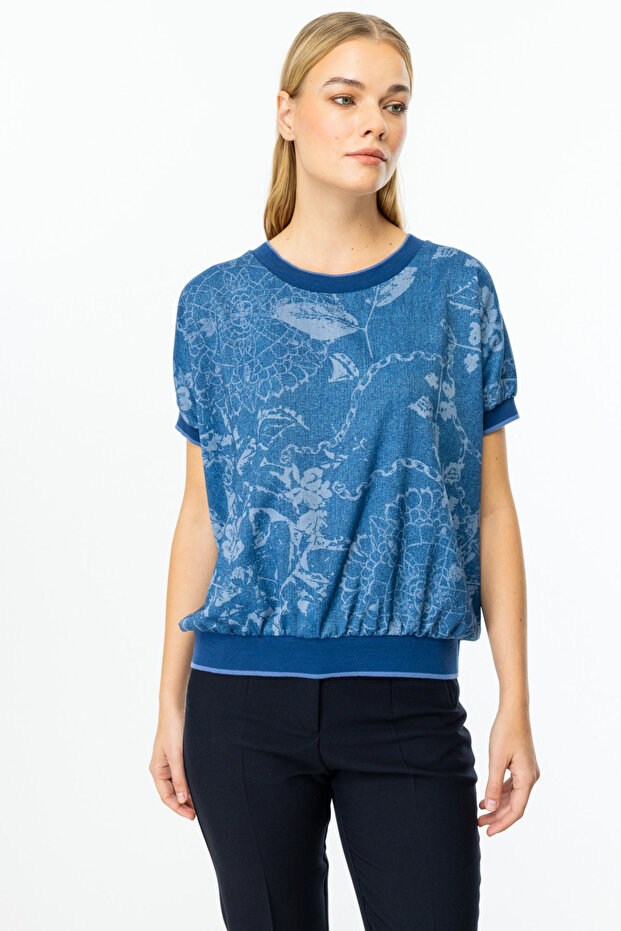 بلوزة مضلعة منقوشة - 1