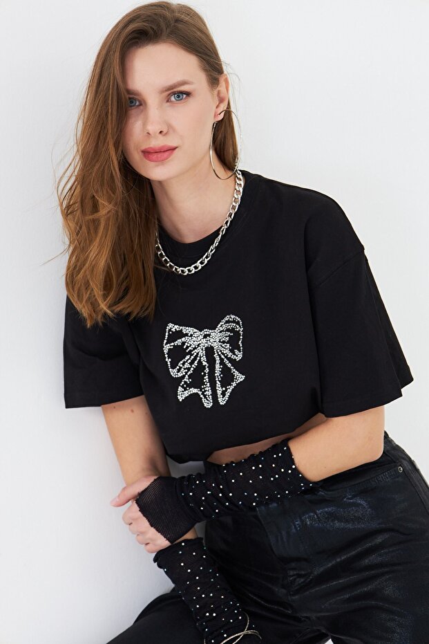 Stone Bow Embroidered 100% Cotton Women's Black Oversize T-Shirt