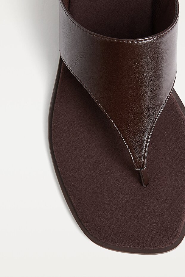 Dolgu Topuklu Sandalet - 4