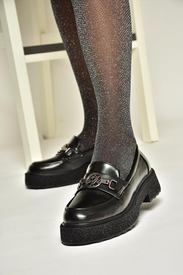 T996191208 Siyah Rugan Kalın Tabanlı Kadın Ayakkabı - 4