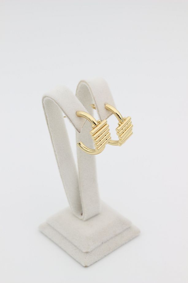 Stil Incisi/ 14 Ayar Altın Kaplama Çizgili Model Küpe - 4