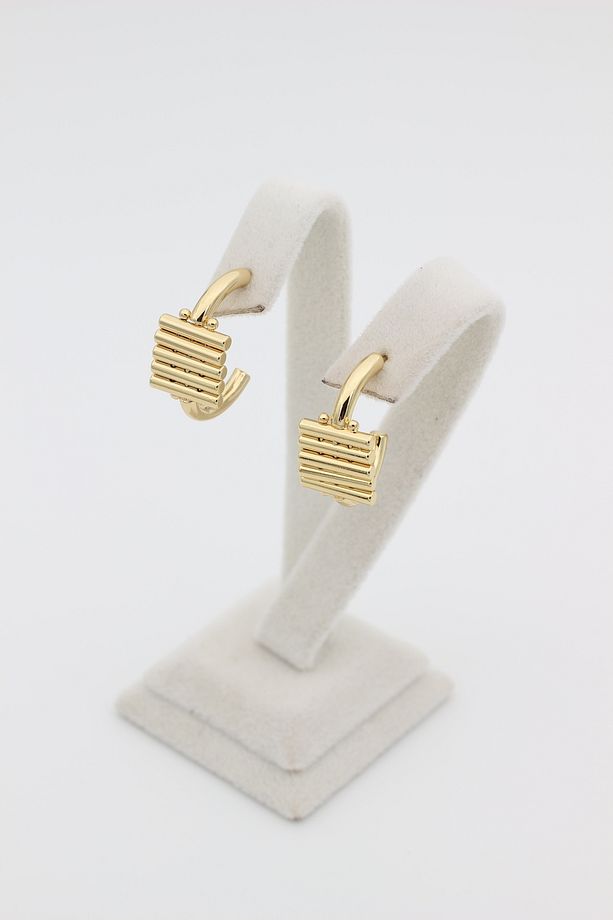Stil Incisi/ 14 Ayar Altın Kaplama Çizgili Model Küpe - 2