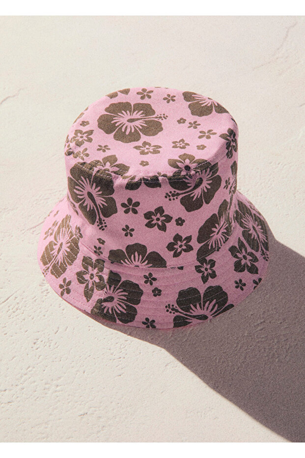 Desenli Şapka - 1