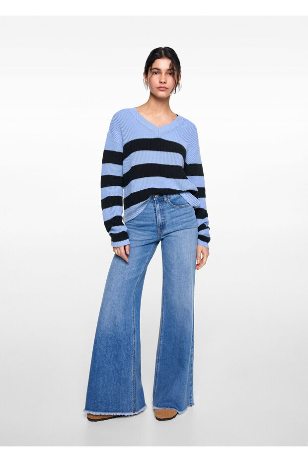 Blauer Mädchenpullover 77062931 - 1