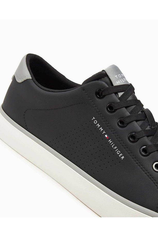 Low Top Core Seasonal Sneakers - 6
