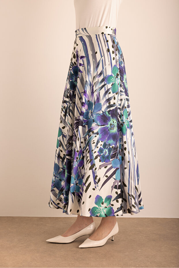 Patterned Flared Silk Skirt - 4