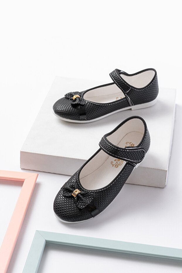 Girls' Daily Ballet Flats with Bow Detail, Soft Comfortable Sole