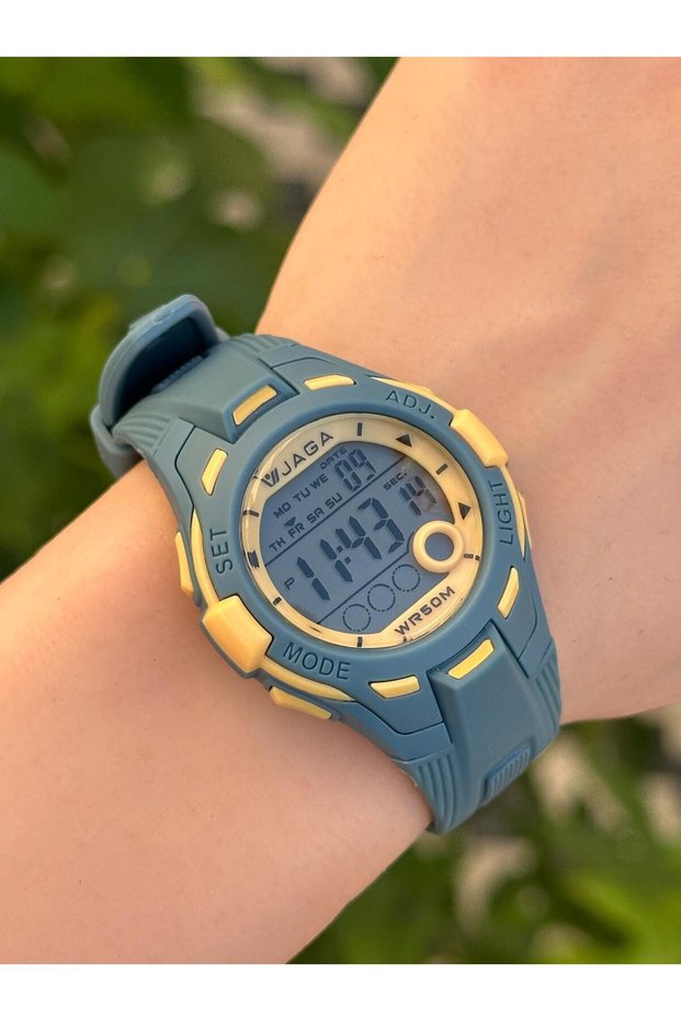 Digital 2 Years Warranty 5 Atm Teenager Sports Children Wrist Watch with Alarm+Stopwatch+Light and Calendar Jg008