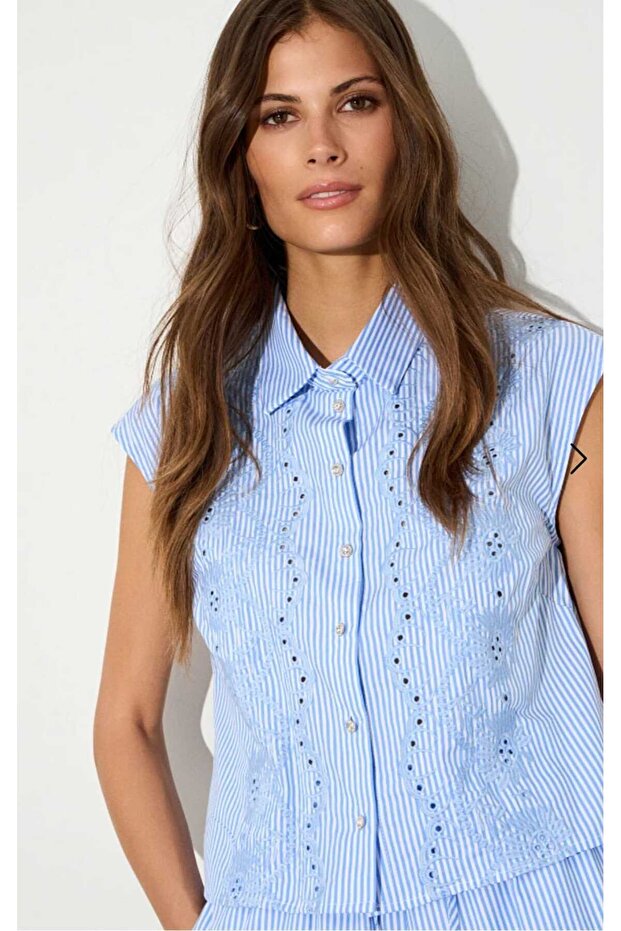 Çizgili gömlek nakışlı - 3