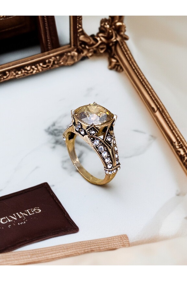 Yellow crystal stone ring - 6