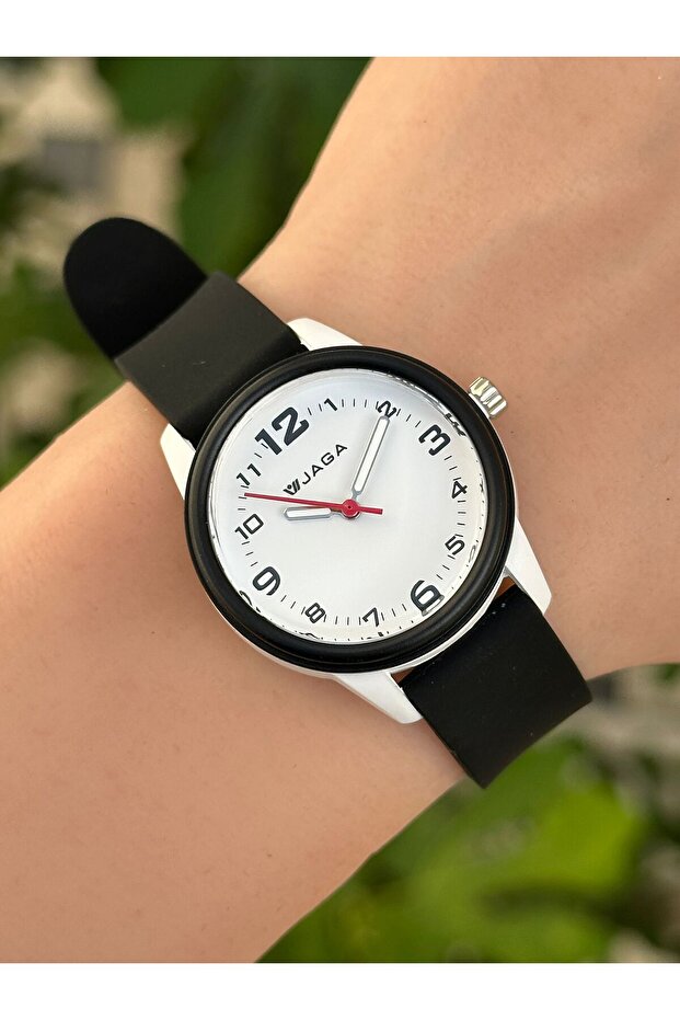 Analog Numeral Dial 2 Years Warranty 3 Atm Water Resistant Unisex Children Wrist Watch An08