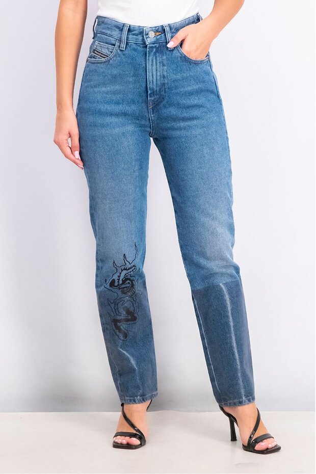 Women High Waist Straight Jeans, Wash Blue