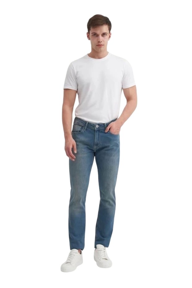 Men's Jeans 0704 Parker Regular Waist Narrow Leg Slim Fit