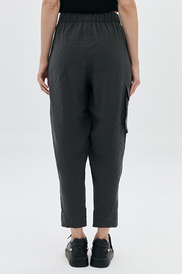 Kangaroo Pants with Side Pockets - 4