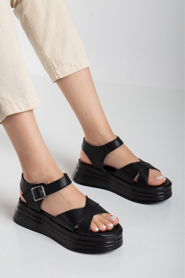 Sade Düz Platform Dolgu Taban Sandalet - 4