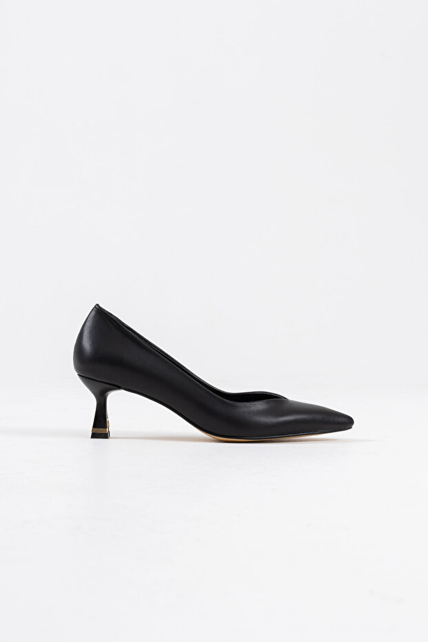 Women's Black Leather 5 cm Stiletto Special Design Heel V Model Stylish Daily Comfortable Massole New Season
