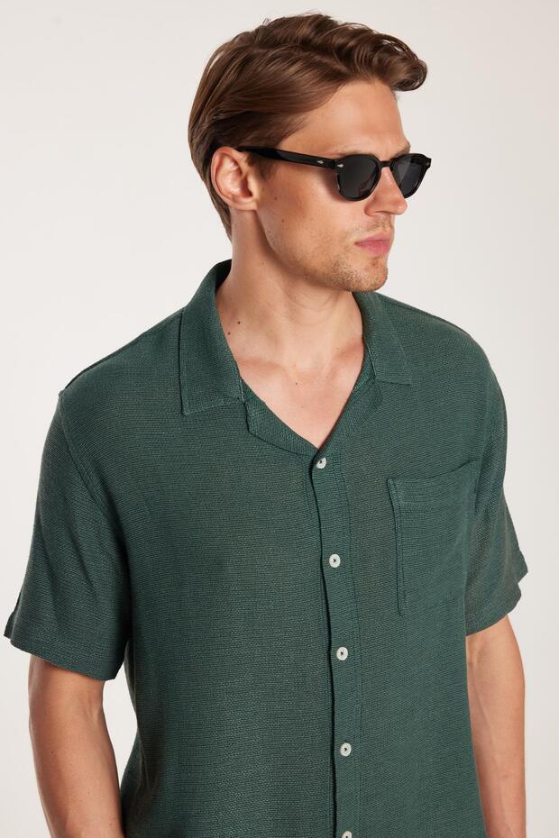 Men's Relax Fit Apaş Collar Rustic Fabric Pocket Short Sleeve Comfortable Cut Green Shirt
