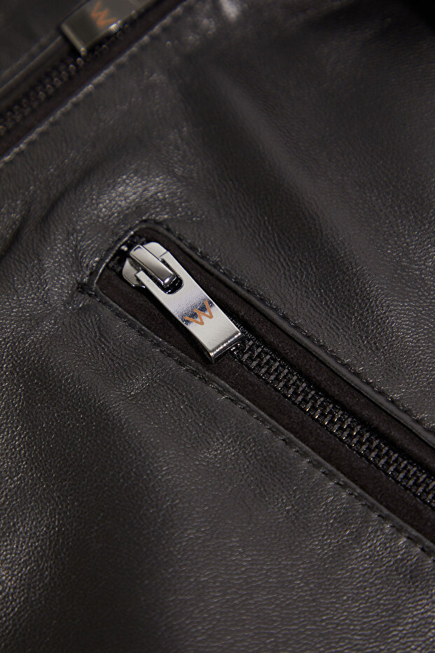 SİYAH FERMUARLI CEKET - 4