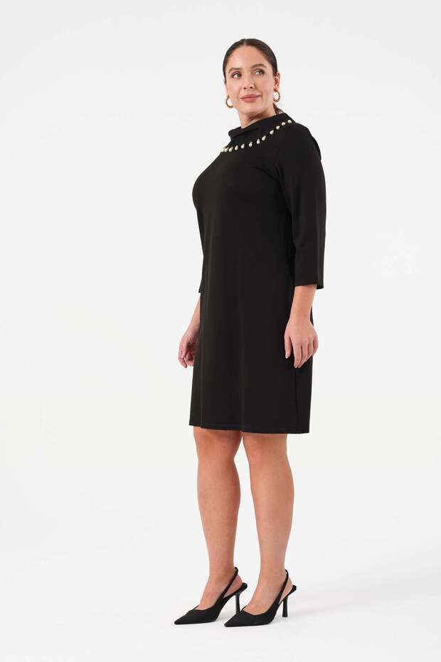 Devrik Yaka İnci Detaylı Elbise - Siyah - 3