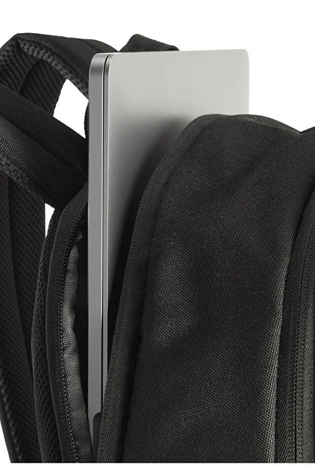 ESSENTIALS 24L Large Backpack - 8