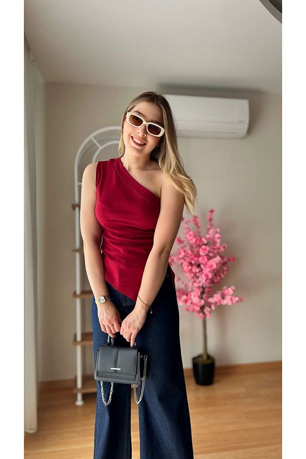 Kadın Tek Kol Asimetrik Bordo Bluz - 1