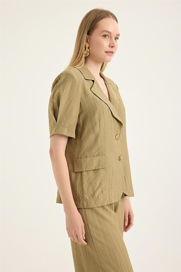 سترة قصيرة الأكمام - 3