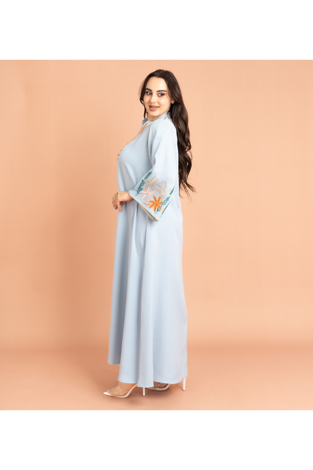 جلابية أنيقة مطرزة بشكل سادة - 3