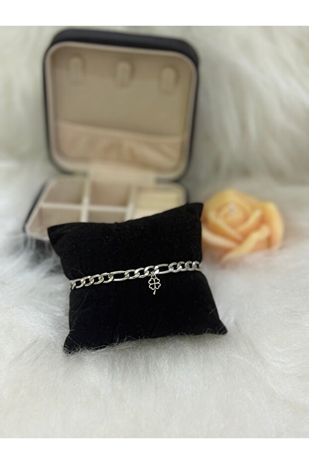 Steel Anti-Tarnish Clover Pattern Bracelet, for Lover, Wife, Friend
