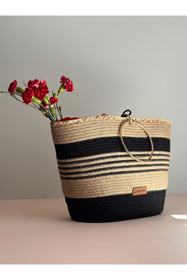Women's Handbag / Steel Gold Ring Handle Beach Bag