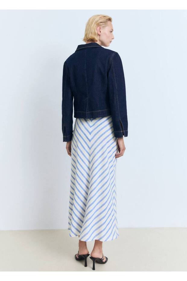 Desenli yırtmaçlı etek - 4