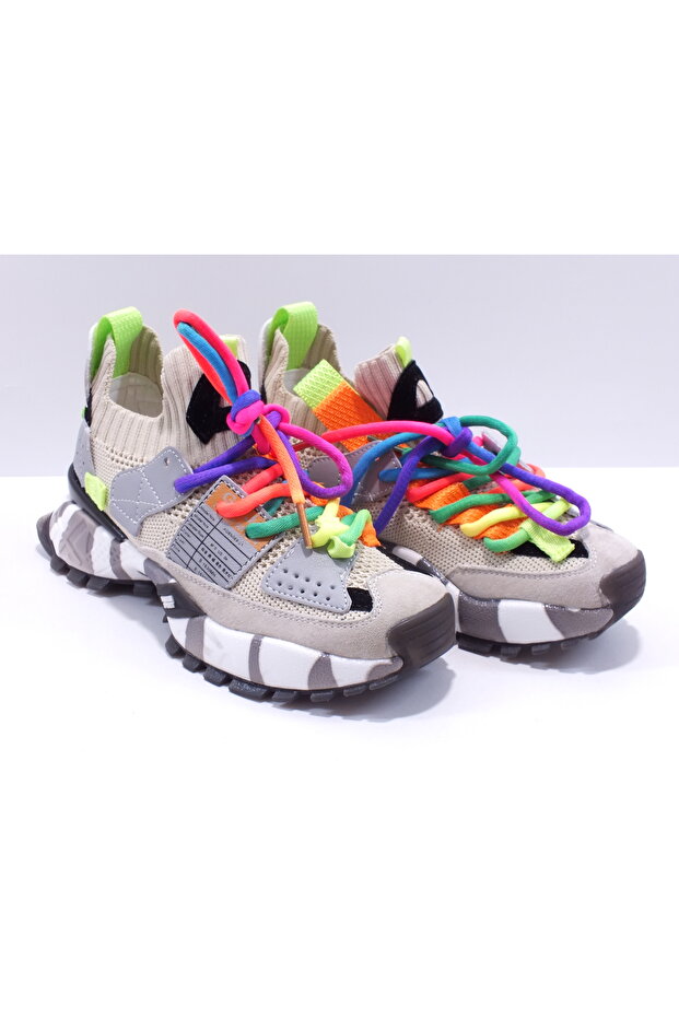 Children's Sneaker Sports Shoes (Mold Is Smaller Than Size 1)