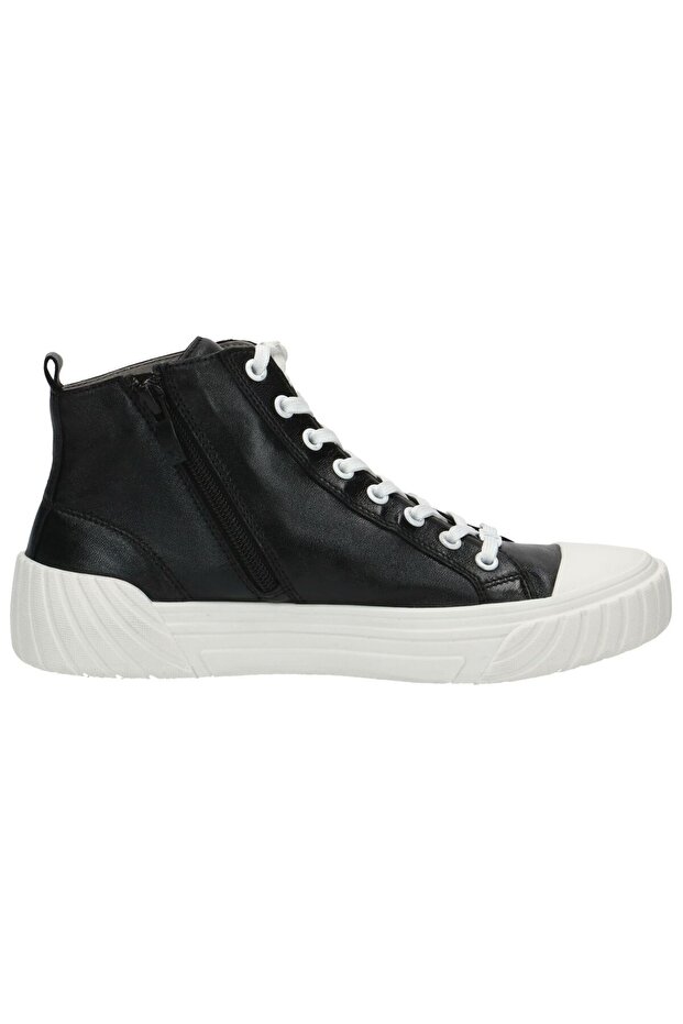 adidași - 3