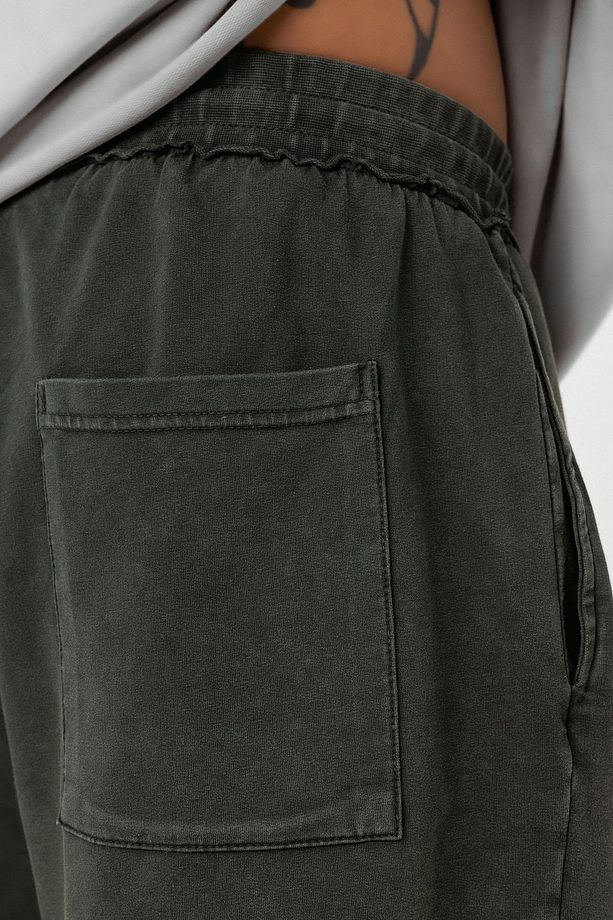 Yıkamalı Oversize Şort Koyu Hakı - 7