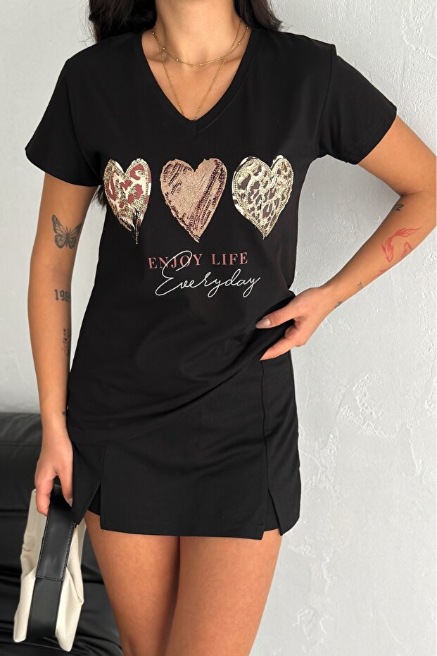 Women's Black V-Neck Heart Pattern Sequin Embroidered 100% Cotton T-Shirt