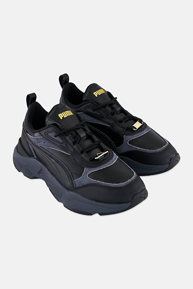 Women Cassia Lux Outdoor Shoes, Black