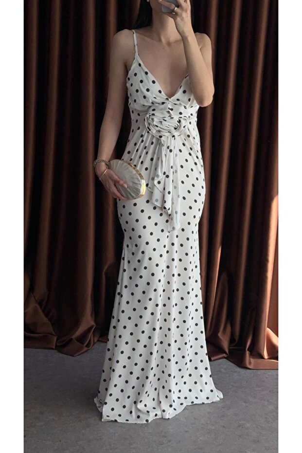 Güllü Puantiyeli Elbise - 3