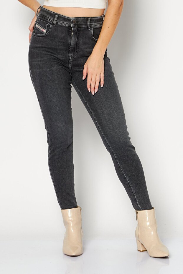 Women Supper Skinny Fit Washed Stretchable Denim Jeans, Black