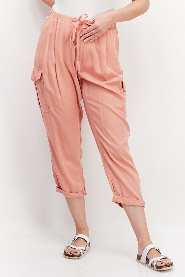 Women Solid Cargo Capri Pants, Coral