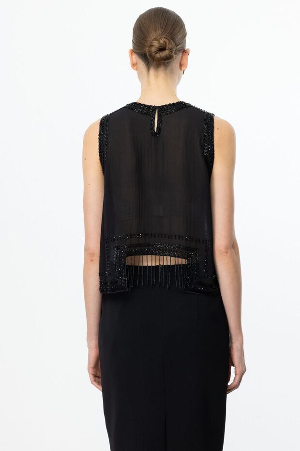 بلوزة مطرزة بالخرز - 4