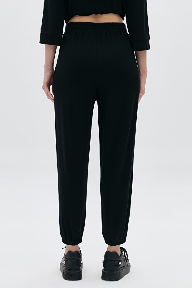 Nervür Detaylı Basic Pantolon - 4