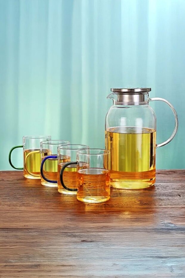 5 Parça Süzgeçli Cam Sürahi ve 4 Renkli Kupa Bardak–Borosilikat Şık İçecek Seti 1800 ml - 3