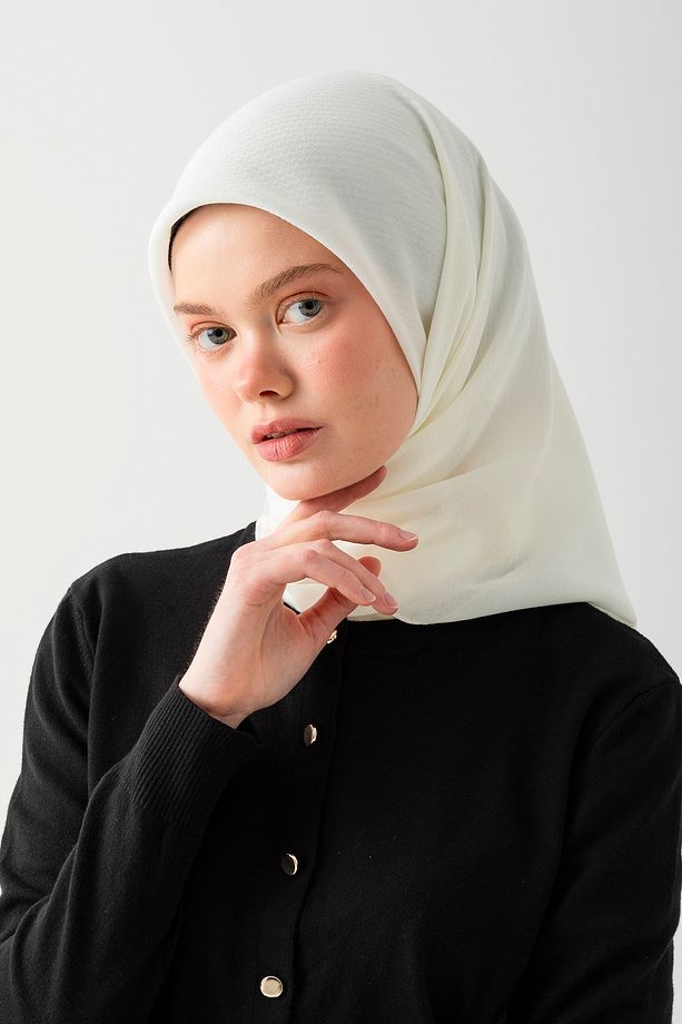 Pamuk Jakar Eşarp, Doğal Ve Şık Görünüm, Jakarlı Pamuk Eşarp, Soft Pamuk Eşarp. - 3