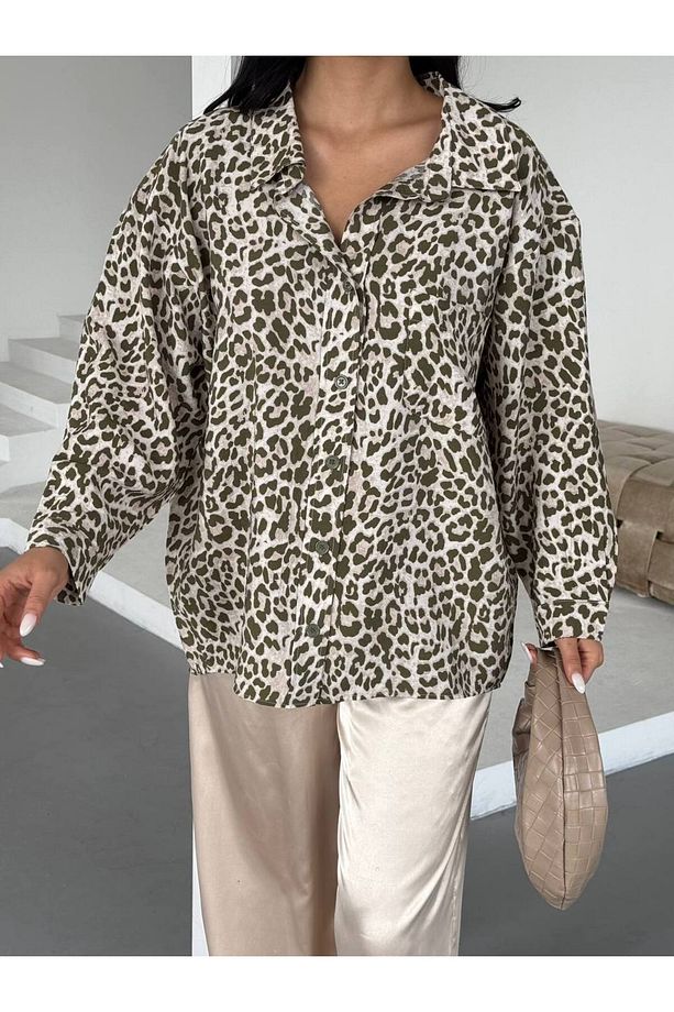 Leopar Desen Oversize Kadın Cep Detaylı Gömlek (Viskon Kumaş) - 3