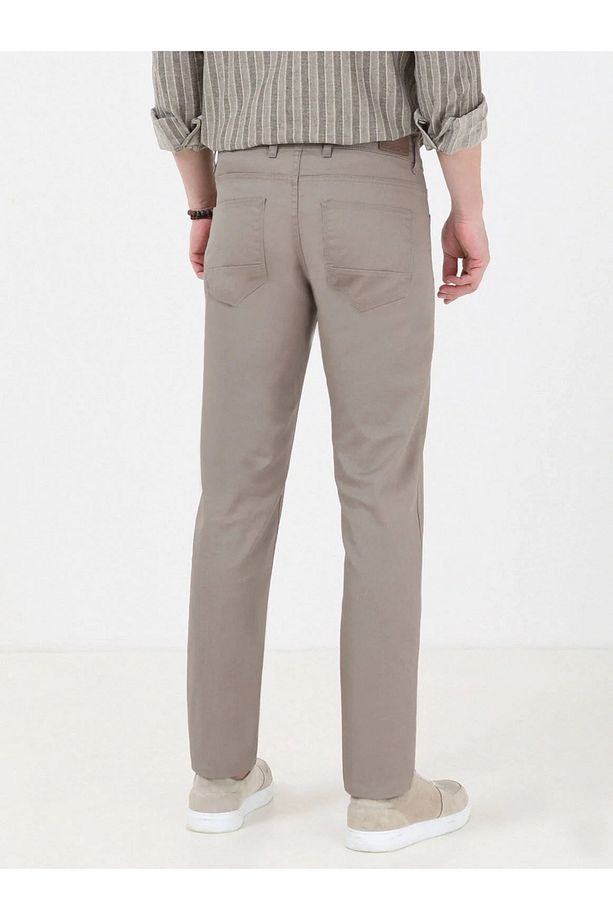 Haki Düz Dokuma Regular Fit Casual Pamuk Karışımlı Pantolon - 4