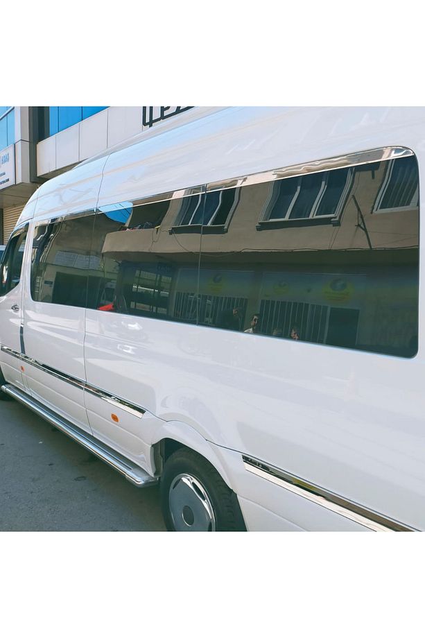 Mercedes Sprinter W907 Krom Cam Üst Çıtası 2018 ve Üzeri P.Çelik 8 Prç. - 1
