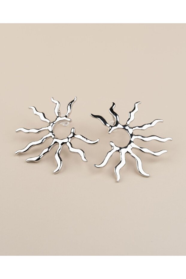 Helia Antique Sun Earrings
