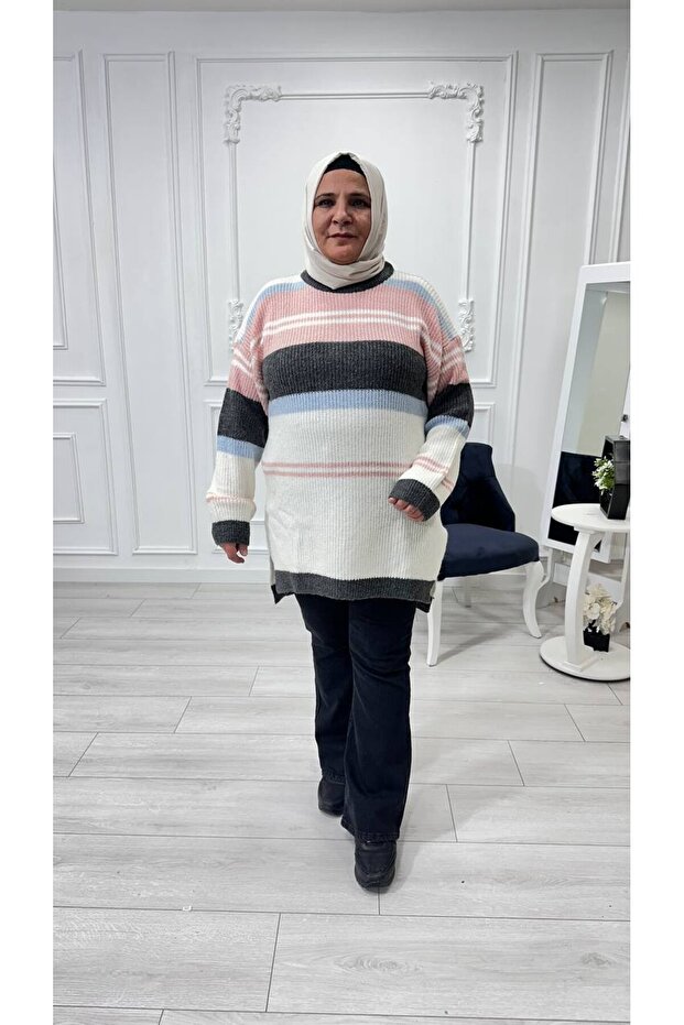 سترة محبوكة مخططة مقاس كبير