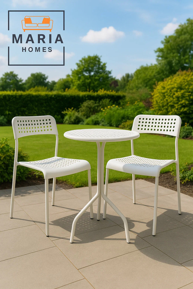 كرسي بلاستيكي أبيض مثقب - حل جلوس خفيف الوزن وقابل للتكديس وجيد التهوية - 4