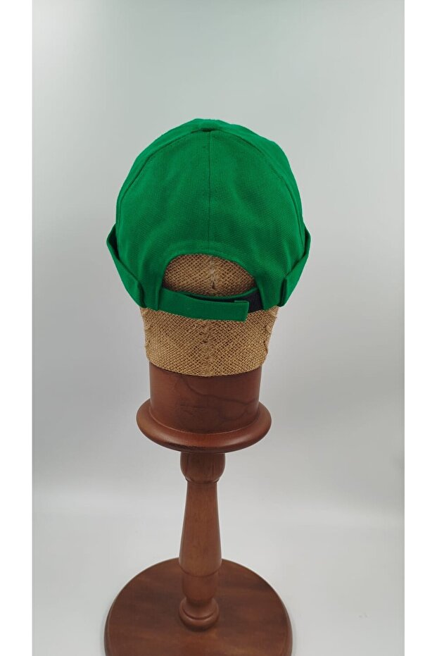 Basic Yeşil Renkli Sipersiz Docker Şapka - 4